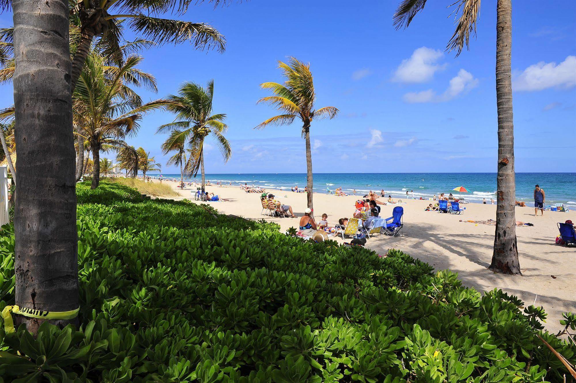 Blue Seas Courtyard Hotel Lauderdale-by-the-Sea Eksteriør billede